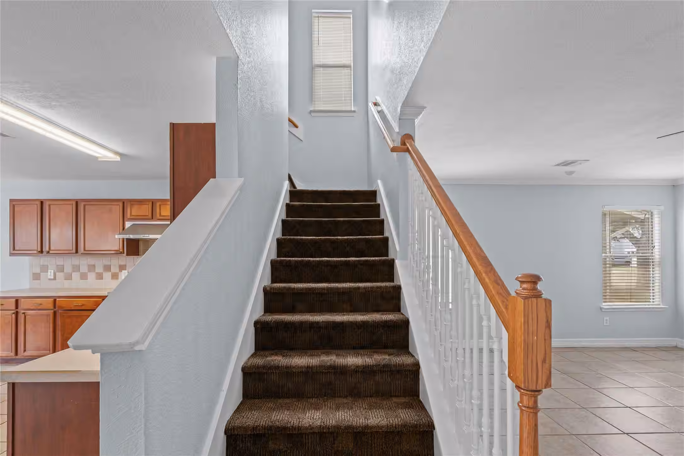 Photo 7 of 9915 Victoria Grove Lane, Houston, TX