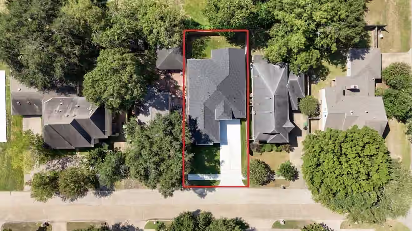 Photo 3 of 4027 Black Locust Drive, Houston, TX
