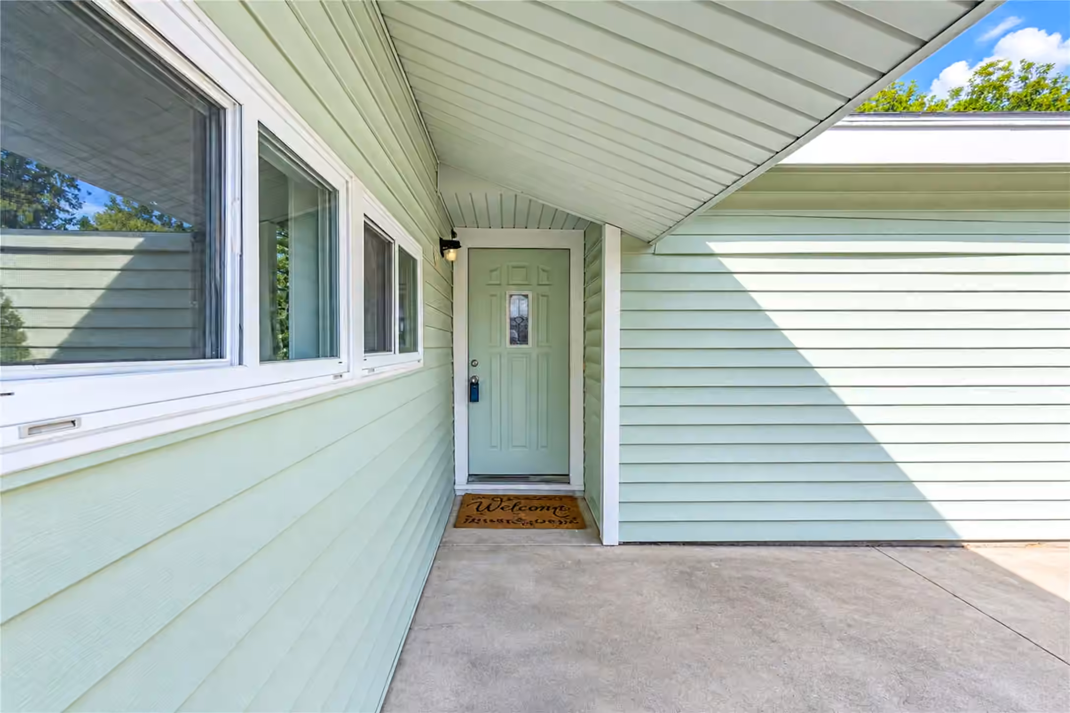 Photo 3 of 1009 Wisconsin Street, South Houston, TX